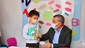 Yeşilyurt Belediyesi erdem okulları, pandemi tedbirleriyle faaliyetlerine devam ediyor