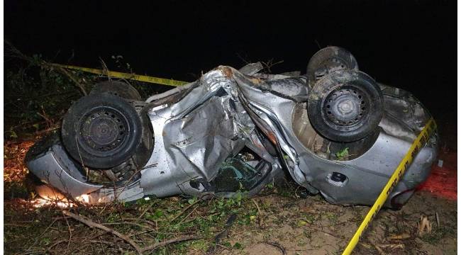 Yoldan çıkan otomobil tarlaya uçtu: 1 ölü