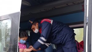 Adana'da 6 servis aracı trafikten men edildi