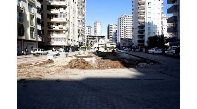 Akay: "Apartmanlar 'kentsel otel' değil, yaşam alanları olmalı"