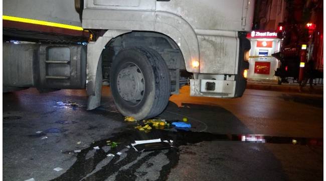 Bisikletiyle eve dönerken tırın altında kaldı