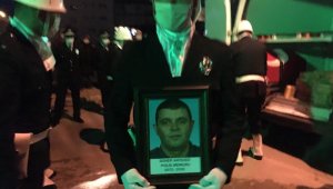 Bursa'da kalp krizi sonucu ölen polis memuru toprağa verildi