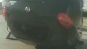 Bursa'da kavşakta virajı alamayan sürücü takla attı
