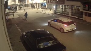 Çaldığı dubayı otomobilin üzerine koyup, ters yönde yoluna devam etti