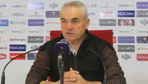 Çalımbay: "Hakemler bilerek hata yapıyor"