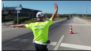 Çanakkale'de kural ihlali yapan sürücüler drone ile tespit edildi