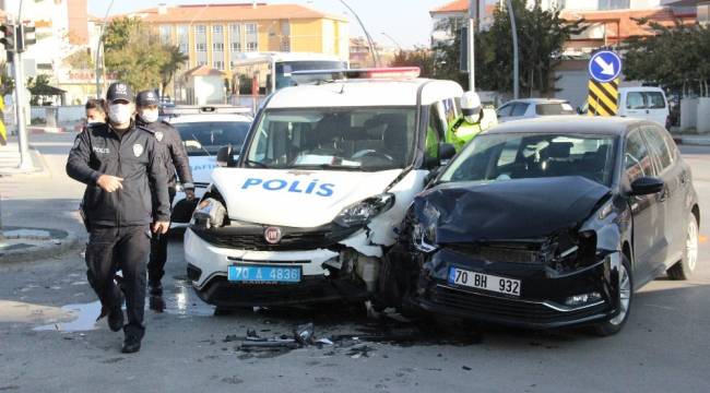 Cezaevinde isyan alarmına giden polis ekibi kaza yaptı