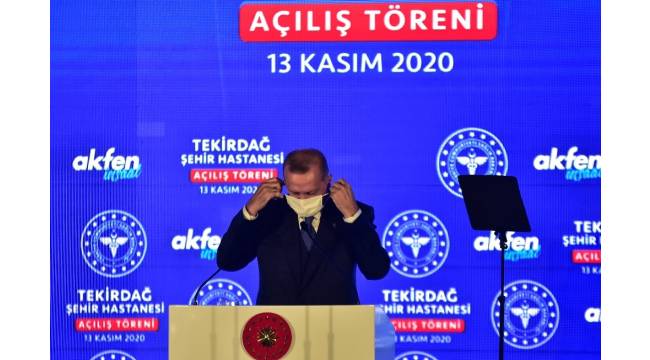 Cumhurbaşkanı Erdoğan: "Biz birileri gibi yaptıklarımızı ya da yapacaklarımızı sağa sola değil doğrudan milletimize anlatıyor, milletimizin icazetini alıyoruz"