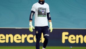 Derbide Maradona unutulmadı