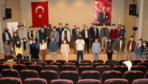 DPÜ'de Kariyer Gelişimde Proje Bilgisi Eğitimi