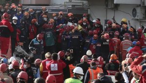 Enkazdan 91 saat sonra kurtarılan minik Ayla, hastaneye getirildi