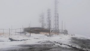 Erzincan'ın yüksek kesimleri kardan beyaza büründü