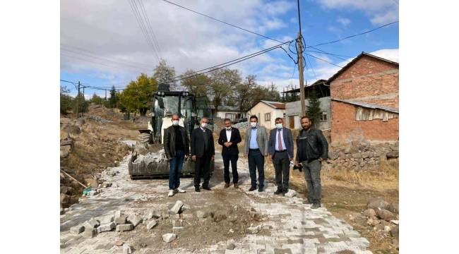 Hedef, her mahalleye kilit parke taşı
