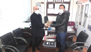 Hisarcık'ta başarılı öğrenciler altınla ödüllendirildi