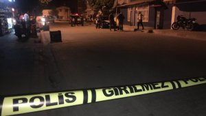 İstemeye gittiği kızın evinin önünde öldürüldü