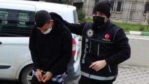 İzmir'den Samsun'a getirilen uyuşturucu haplarla ilgili 1 tutuklama