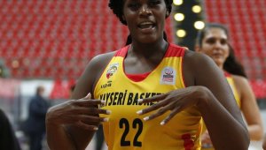Kalani Brown ilk maçına çıktı