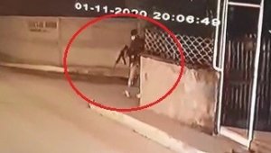 Kocaeli'de 2 kişi galeriyi böyle kurşunladı