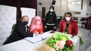 Kocaman gençleri yalnız bırakmadı