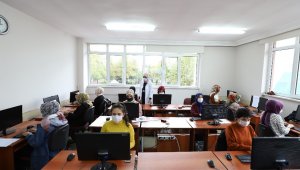 KOMEK'te yeni dönem, yüz yüze ve uzaktan eğitimlerle başladı