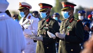 Korona'dan ölen Sudan eski Başbakanı Mehdi son yolculuğuna uğurlandı