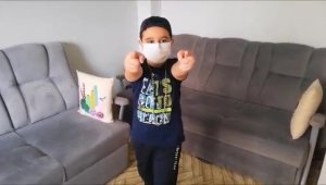 Küçük öğrencilerden sağlık çalışanlarına anlamlı klip