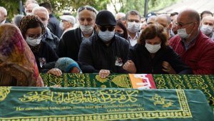 Küçükyumuk ailesi, gözyaşları arasında uğurlandı