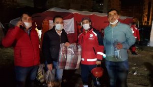 Kula'dan deprem bölgesine bin adet battaniye