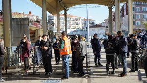 Lüleburgaz'daki pazar yerlerine kişi sınırlaması