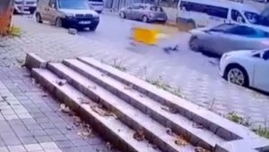 Maltepe'de motosiklet kazası kamerada