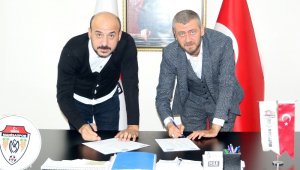 Manisa futbolunun geleceği için imzalar atıldı