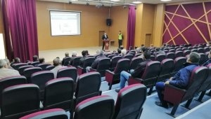 Mardin'de öğrenci taşıma şoförlerine seminer verildi