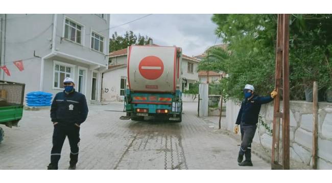 Marmara'da çöp konteynırları temizleniyor
