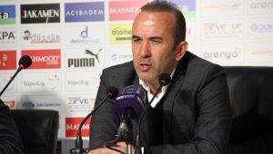 Mehmet Özdilek: "İlk 45 dakikada maçın fişini çekebilirdik"