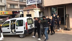 Mustafakemalpaşa'da uyuşturucu operasyonu: 6 kişi tutuklandı
