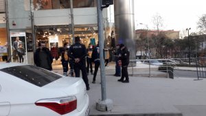 Pozitif vakalı şahıs karantinada olması gerekirken sokakta yakalandı