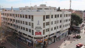 Riskli yapı olduğu ortaya çıkan Bergama Belediye binası yıkılacak