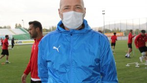 Sivas Belediyespor Teknik Direktörü Karadaş: