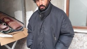 Sokakta yaşayan gence devlet sahip çıktı