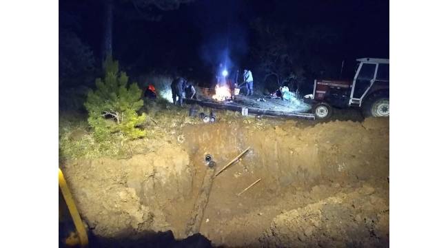 Su arızası gece boyu süren mesai ile giderildi