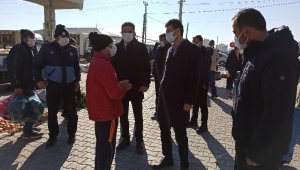 Şuhut Pazarında esnaflara yönelik korona denetimi