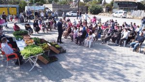 Tarsus'ta yerli tohumların dağıtımı sürüyor