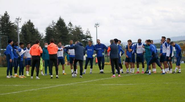 Trabzonspor'da rekabet yüzleri güldürüyor