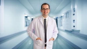 Uzm. Dr. Altan: "Anne sütü, bebeği pandemiden koruyor"