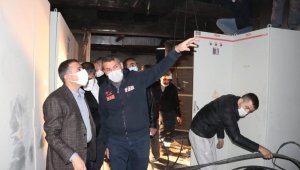 Vali Atay yangın çıkan hastanede incelemelerde bulundu