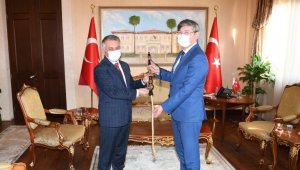 Vali Yazıcı: