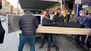 Yangından 8 buçuk saat sonra cansız bedeni bulundu