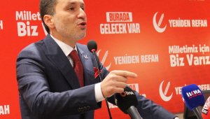 Yeniden Refah Partisi Genel Başkanı Erbakan: