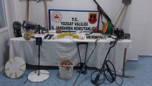 Yozgat'ta evin içinde kaçak kazı yapan 5 kişi gözaltına alındı