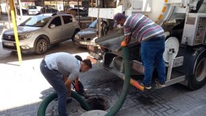 'Kanalizasyonları çöplük gibi kullanıyoruz'